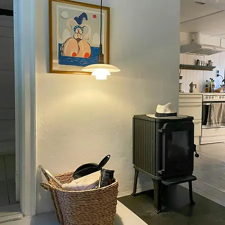 Nyaraló Thatched Half-timbered House On Idyllic